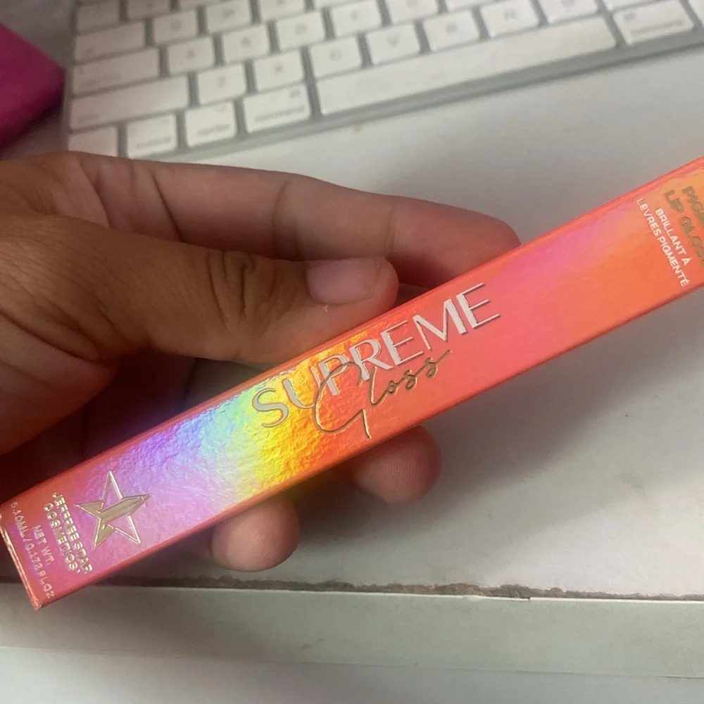 Jeffree Star Supreme Gloss Nude Garden